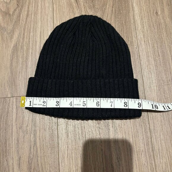 Boston Bruins winter hat - Picture 4 of 4